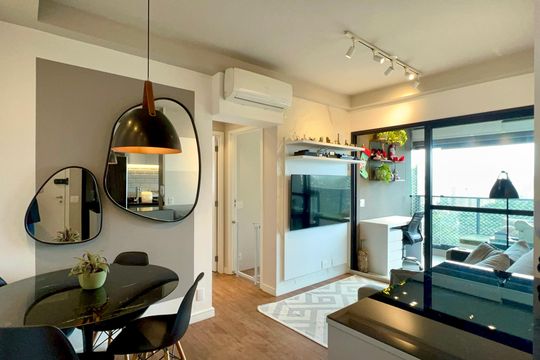Apartamento à venda com 2 quartos, 57m² em Pinheiros, São Paulo