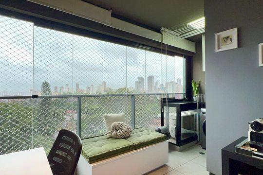 Varanda de apartamento à venda com 2 quartos, 57m² em Pinheiros, São Paulo