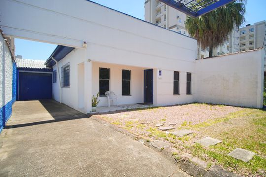 Quintal de casa à venda com 2 quartos, 288m² em Vila Rosa, Novo Hamburgo
