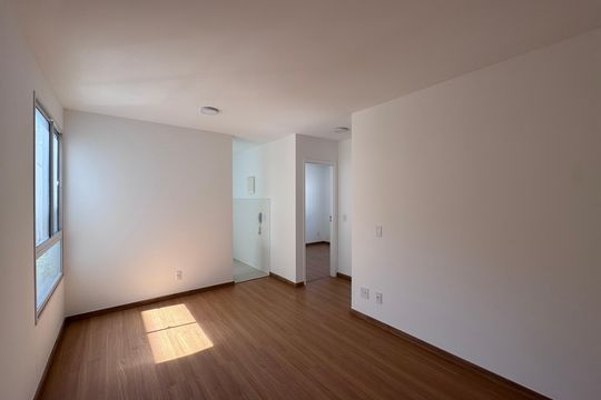 Sala de apartamento à venda com 2 quartos, 44m² em Vargem Grande, Rio de Janeiro