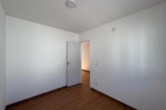 Quarto 1 de apartamento à venda com 2 quartos, 44m² em Vargem Grande, Rio de Janeiro