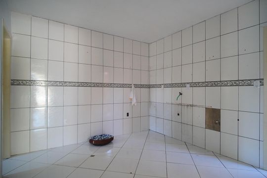 Cozinha de casa para alugar com 3 quartos, 90m² em Santos Dumont, São Leopoldo