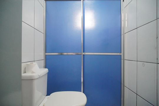 Banheiro de casa para alugar com 3 quartos, 90m² em Santos Dumont, São Leopoldo