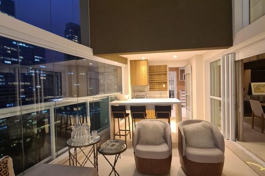 Apartamento à venda com 5 quartos, 336m² em Alphaville, Barueri