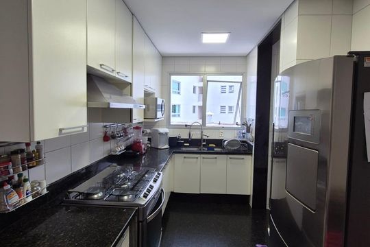 Cozinha de apartamento à venda com 4 quartos, 190m² em Santo Agostinho, Belo Horizonte