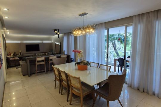 Apartamento à venda com 4 quartos, 190m² em Santo Agostinho, Belo Horizonte
