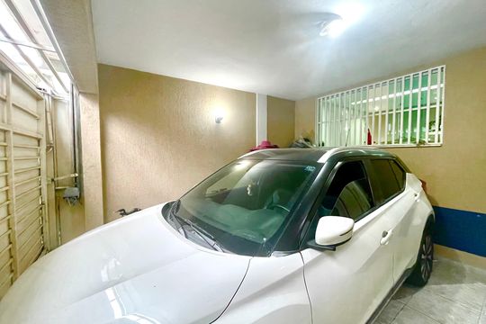 Garagem de casa à venda com 3 quartos, 110m² em Vila Zamataro, Guarulhos