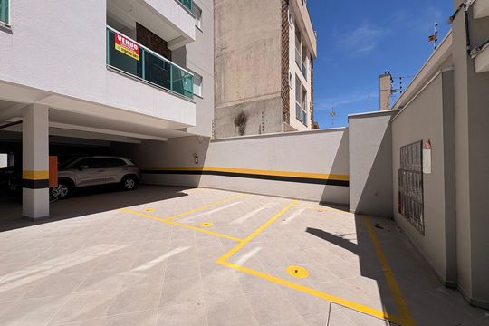 Garagem de apartamento à venda com 2 quartos, 63m² em Vila Humaita, Santo André