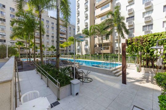 Área comum - Piscina de apartamento para alugar com 3 quartos, 229m² em Recreio dos Bandeirantes, Rio de Janeiro