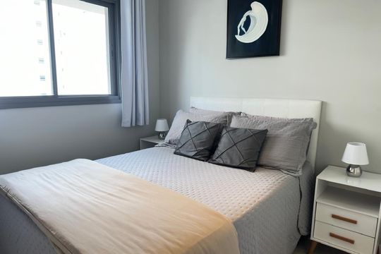 Quarto de apartamento à venda com 1 quarto, 28m² em Pinheiros, São Paulo