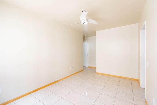 Sala de apartamento para alugar com 2 quartos, 59m² em Centro, Canoas