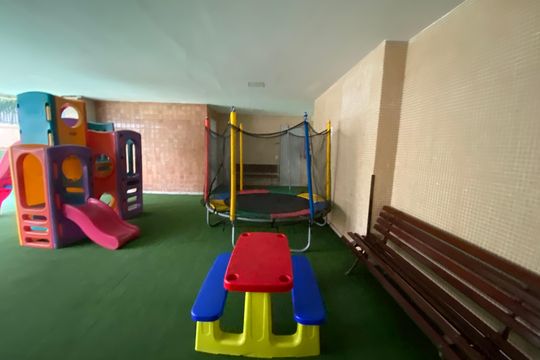 Área comum playground de apartamento à venda com 2 quartos, 103m² em Leblon, Rio de Janeiro