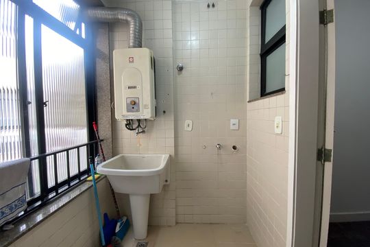 Área de Serviço de apartamento à venda com 2 quartos, 103m² em Leblon, Rio de Janeiro