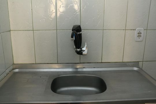 Cozinha de apartamento para alugar com 2 quartos, 60m² em Centro, Nova Iguaçu