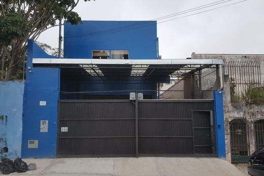 Casa à venda com 4 quartos, 530m² em Vila Fachini, São Paulo