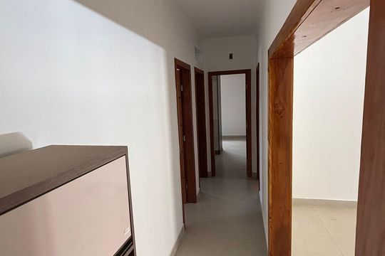 Casa para alugar com 4 quartos, 230m² em Planalto, Belo Horizonte