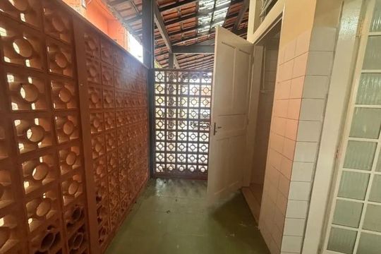 Casa para alugar com 4 quartos, 230m² em Planalto, Belo Horizonte