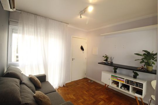 Apartamento à venda com 2 quartos, 51m² em Petrópolis, Porto Alegre