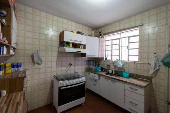 Cozinha  de casa à venda com 3 quartos, 170m² em Cidade Vargas, São Paulo