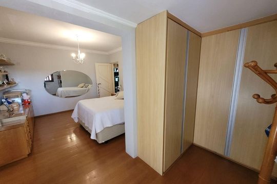 Casa à venda com 4 quartos, 376m² em Residencial Seis (Alphaville), Santana de Parnaíba