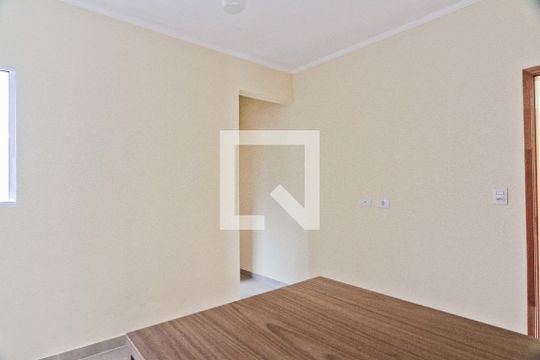 Sala de apartamento para alugar com 2 quartos, 65m² em Vila Mangalot, São Paulo