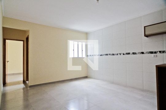 Sala de apartamento para alugar com 2 quartos, 65m² em Vila Mangalot, São Paulo