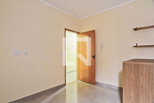 Sala de apartamento para alugar com 2 quartos, 65m² em Vila Mangalot, São Paulo