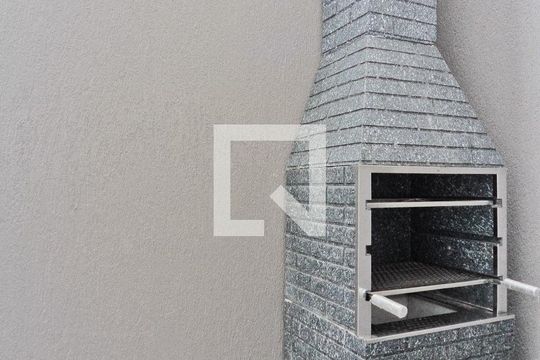 quintal de apartamento para alugar com 2 quartos, 65m² em Vila Mangalot, São Paulo