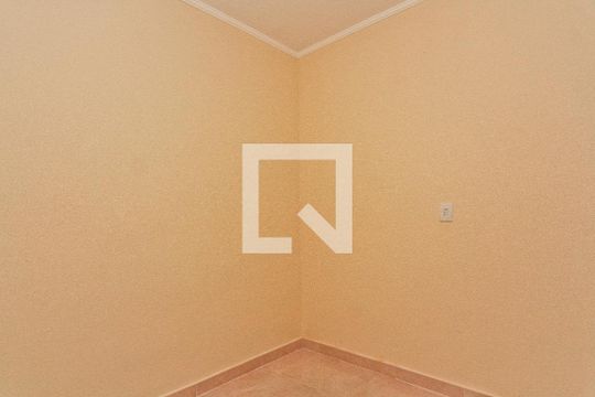 Quarto 2 de apartamento para alugar com 2 quartos, 63m² em Vila Mangalot, São Paulo