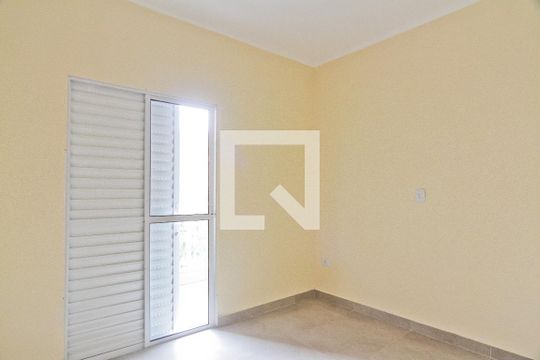 Quarto 1 de apartamento para alugar com 2 quartos, 64m² em Vila Mangalot, São Paulo