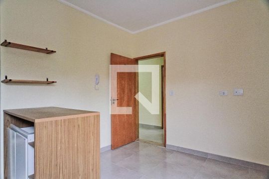 Apartamento para alugar com 2 quartos, 65m² em Vila Mangalot, São Paulo