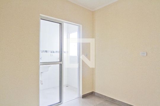 Quarto 1 de apartamento para alugar com 2 quartos, 65m² em Vila Mangalot, São Paulo