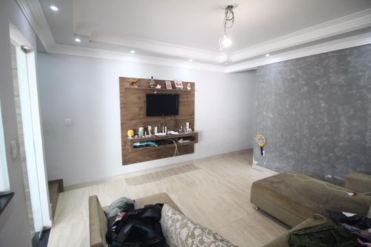 Casa à venda com 3 quartos, 180m² em Lindéia, Contagem