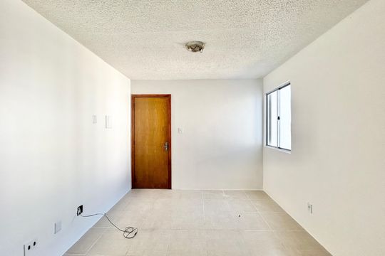 Sala de apartamento para alugar com 2 quartos, 42m² em Canudos, Novo Hamburgo