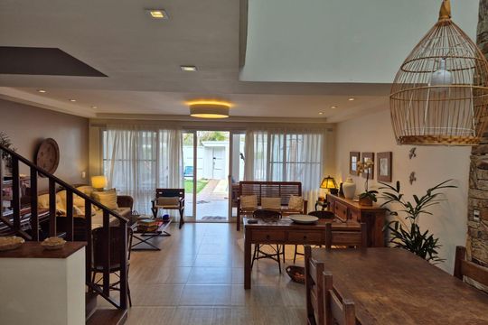 Casa de Condomínio à venda com 4 quartos, 400m² em Barra da Tijuca, Rio de Janeiro