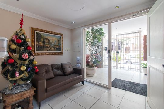 Hall social de apartamento para alugar com 1 quarto, 60m² em Centro Histórico, Porto Alegre