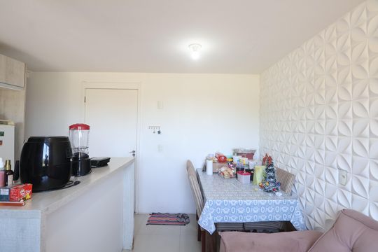 Sala de apartamento à venda com 2 quartos, 47m² em Mato Grande, Canoas