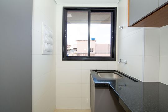 AREA DE SERVICO de apartamento à venda com 3 quartos, 77m² em Santo Antônio, Belo Horizonte