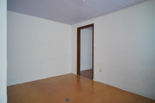 Sala de casa para alugar com 1 quarto, 47m² em Rubem Berta, Porto Alegre