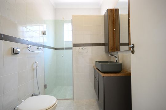 Banheiro Suíte 1 de casa à venda com 3 quartos, 300m² em Vila Mariana, São Paulo