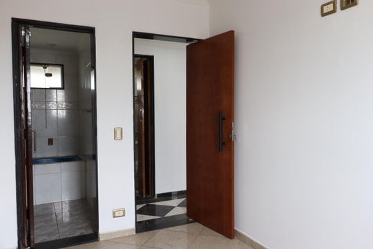 Suíte de apartamento para alugar com 3 quartos, 82m² em Vila Ema, São Paulo