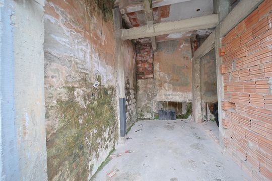Garagem de casa para alugar com 2 quartos, 70m² em Jardim Verônia, São Paulo