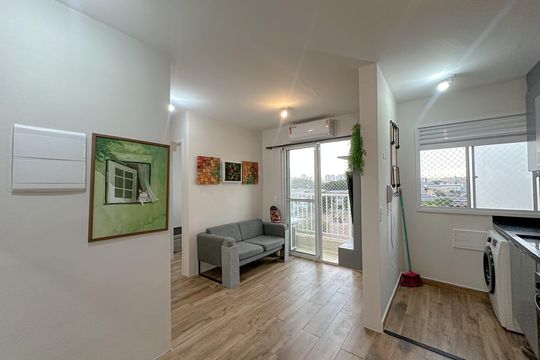 Sala/Cozinha de apartamento para alugar com 2 quartos, 37m² em Água Branca, São Paulo