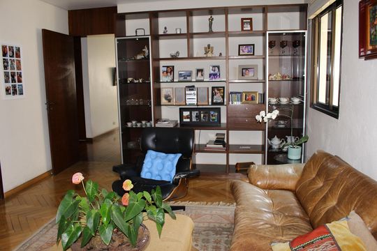 Apartamento para alugar com 3 quartos, 235m² em Higienópolis, São Paulo