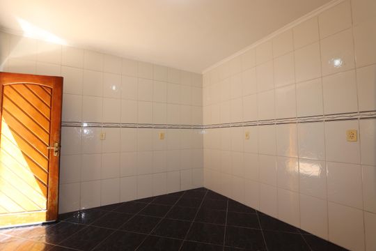 Sala e Cozinha Casa 2 de casa à venda com 4 quartos, 200m² em Parque Luis Mucciolo, São Paulo