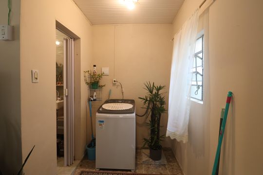 Área de Serviço de casa para alugar com 3 quartos, 100m² em  Rio Branco, Canoas