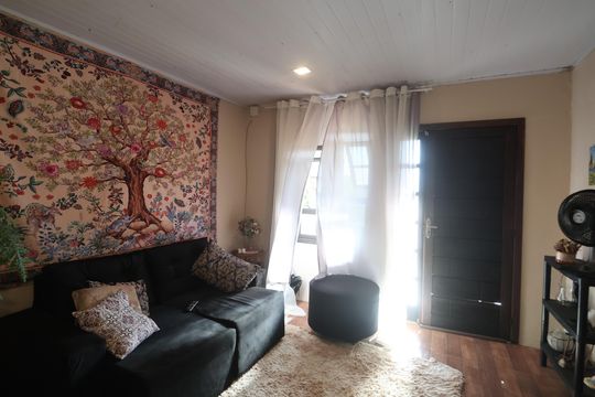 Sala de casa para alugar com 3 quartos, 100m² em  Rio Branco, Canoas