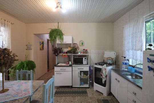 Cozinha de casa para alugar com 3 quartos, 100m² em  Rio Branco, Canoas