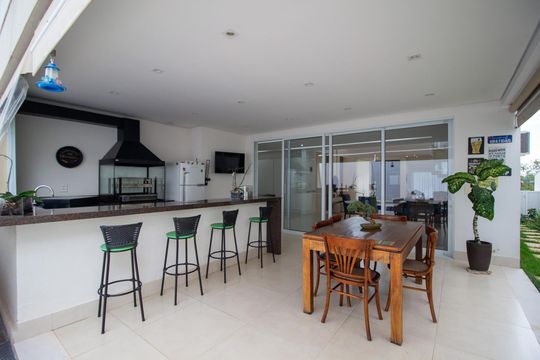Área externa de casa de condomínio para alugar com 5 quartos, 470m² em Vossoroca, Votorantim