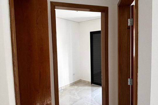 Corredor de apartamento para alugar com 2 quartos, 49m² em Vila Eldizia, Santo André